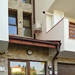 славяна Apartment *