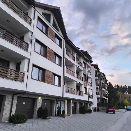славяна Apartamento *