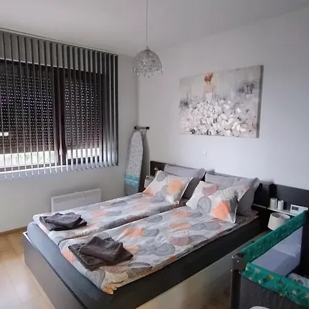 славяна Apartamento *