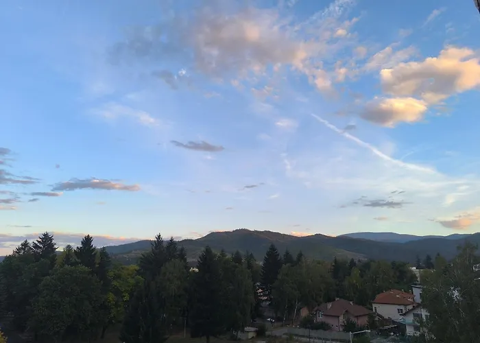 شقة славяна *