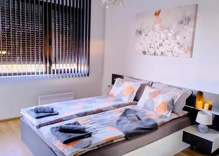 славяна شقة